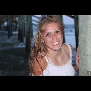 Meet your Posher, Ashlyn